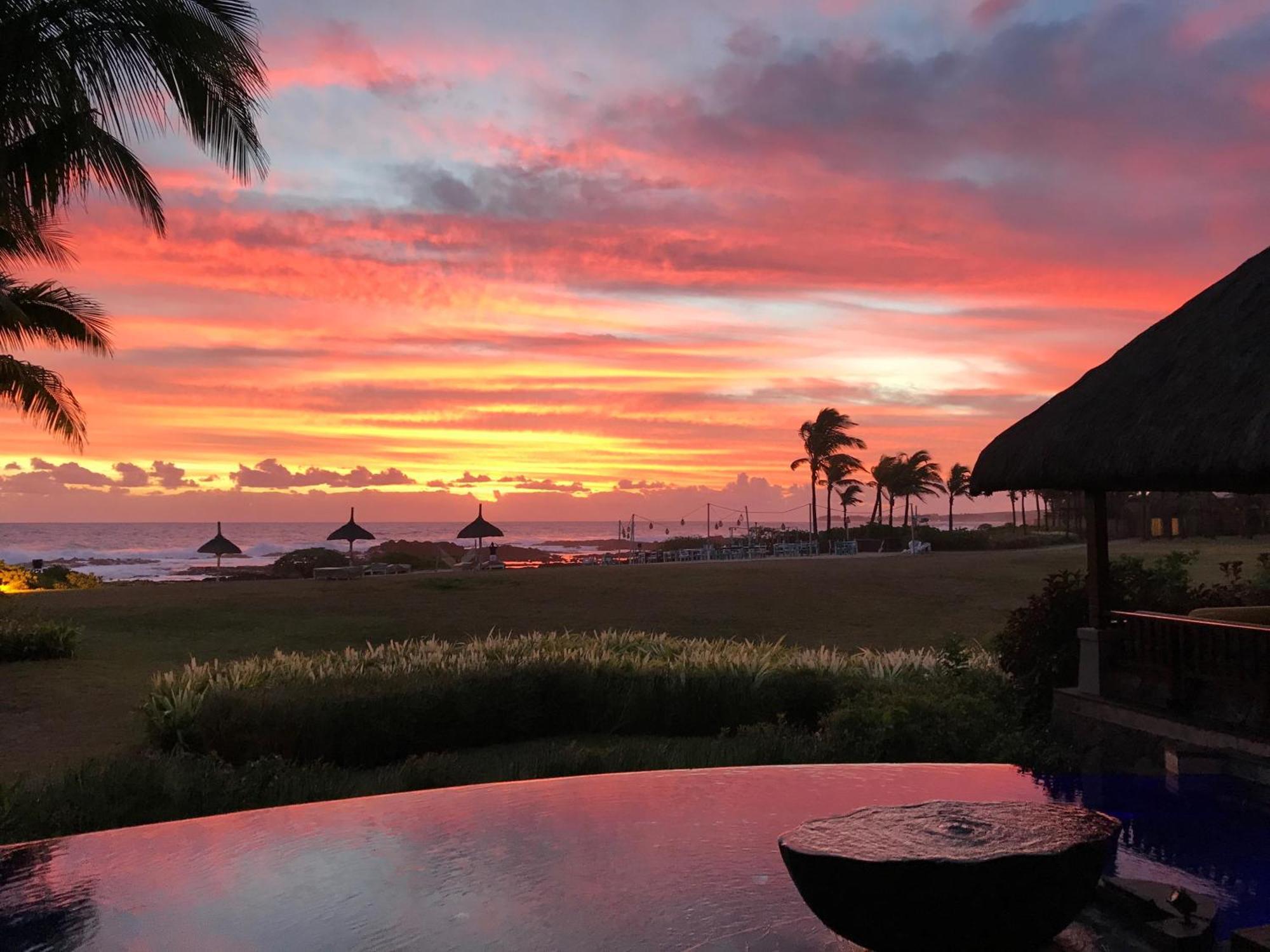 Shanti Maurice Resort & Spa Bel Ombre Bagian luar foto